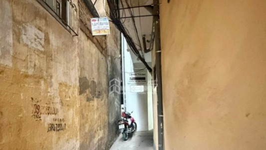 Nhà trong ngõ Hà Nội chưa đến 20m² rao bán gần 7 tỉ đồng