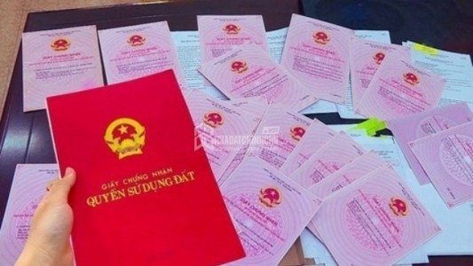 Cách tách sổ đỏ cho con theo quy định mới năm 2025: Bố mẹ cần biết