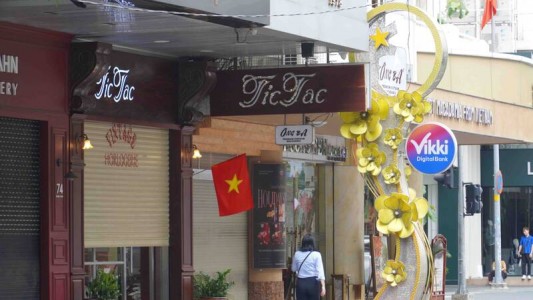 Lí do giá thuê giảm, đường Đồng Khởi vẫn lọt top đắt đỏ nhất thế giới