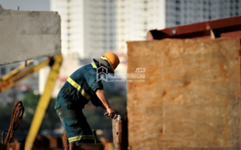 Không liên hệ được chủ cũ, không thể đổi tên giấy phép xây dựng