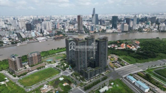 Mặt bằng giá căn hộ thiết lập đỉnh mới