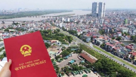 Điều kiện hủy sổ đỏ đã cấp được quy định chặt chẽ theo Luật Đất đai