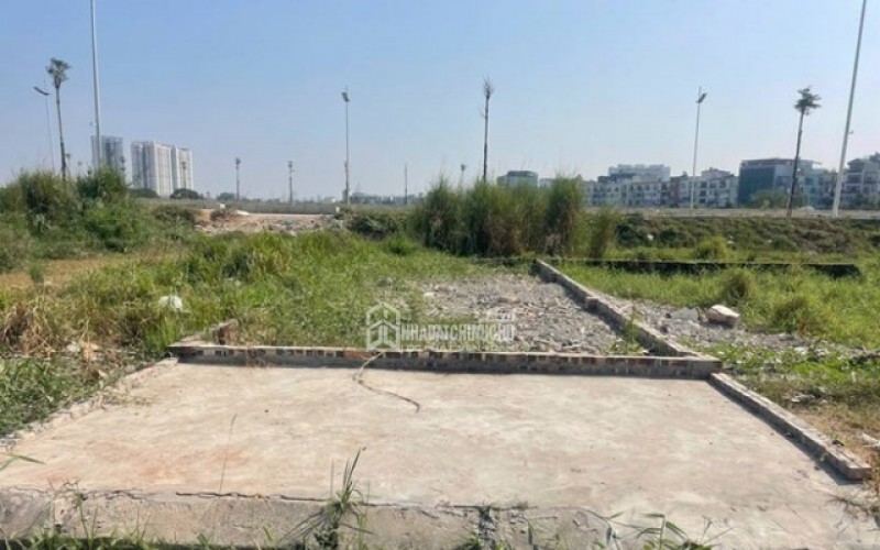 Giá đất nền một số khu vực bất ngờ tăng, nhưng thị trường vẫn phân hóa mạnh