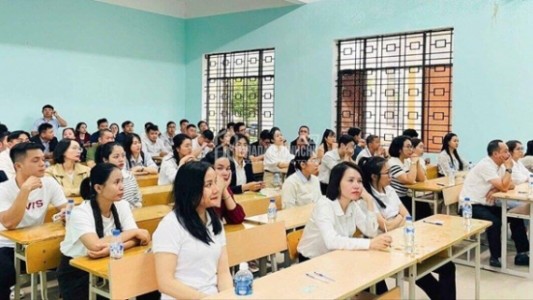 Hơn 1.300 người đăng ký thi sát hạch cấp chứng chỉ hành nghề môi giới bất động sản