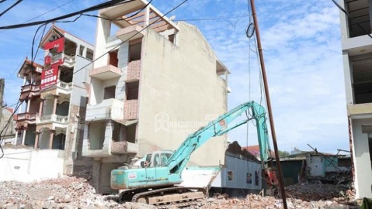 Nước rút giải phóng mặt bằng dự án Quốc lộ 6, kiên quyết xử lý trường hợp chây ì