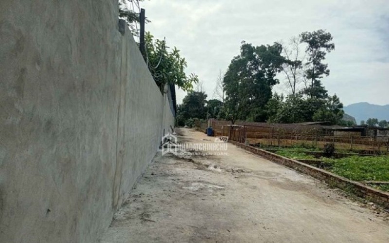 Giá đất nền đồng loạt giảm, nhà đầu tư hạ giá, cắt lỗ vài trăm triệu đến cả tỉ đồng/lô