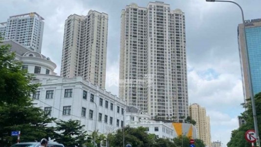 Đất nền chịu áp lực, chung cư bước vào giai đoạn điều chỉnh giá