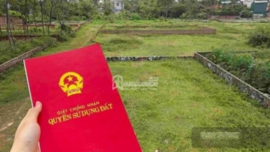 Có được cấp đổi sổ đỏ và sang tên thừa kế cùng lúc?