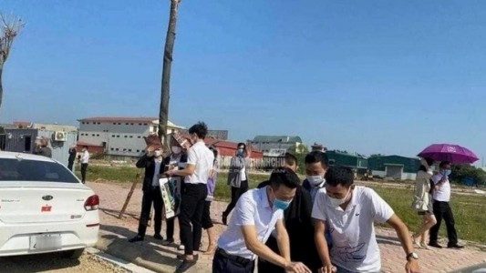 Môi giới nhà đất đưa bất động sản không đủ điều kiện lên sàn có thể bị phạt 600 triệu đồng