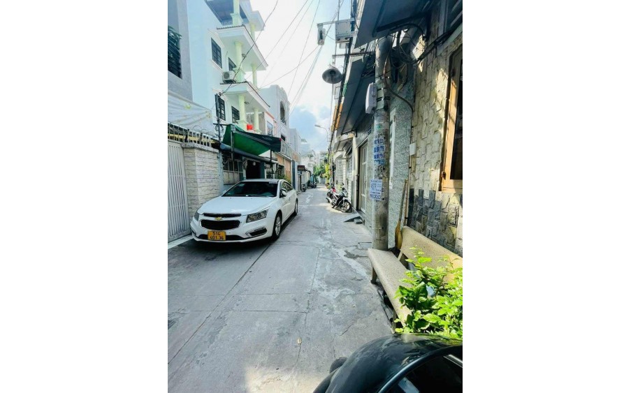 Lô đất hẻm ô tô đường Hoàng Hoa Thám, 4x13m, chỉ 6,9 tỷ