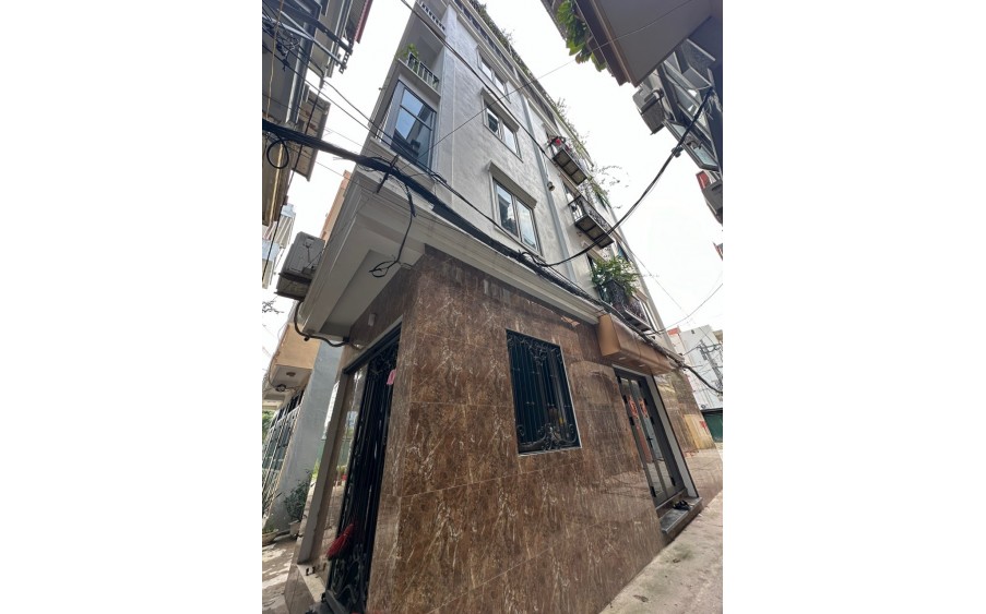 Bán gấp nhà Lô Góc 6 tầng ô tô đỗ cửa rẻ nhất thị trường tại Ngọc Thuỵ - Long Biên