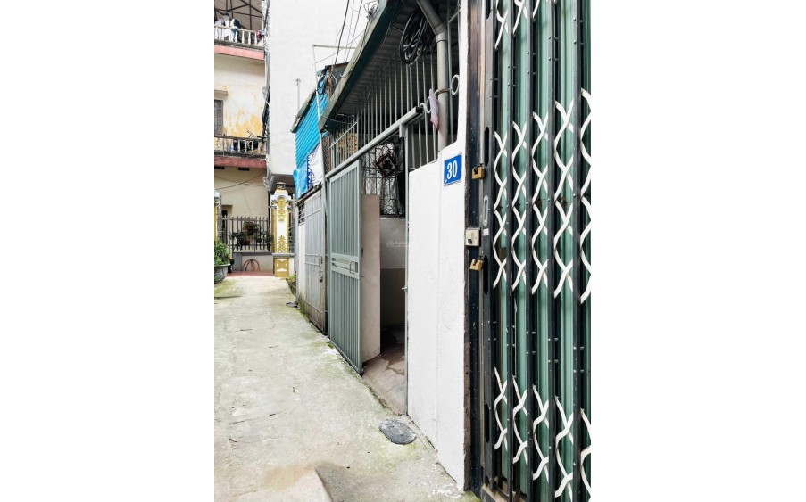 Cho thuê nhà riêng 38 m2 chính chủ tại Bắc Từ Liêm, ở độc lập, vào ở luôn, giá chỉ 3,8 tr/tháng