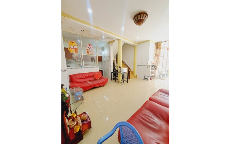 Nhà đẹp ở ngay – Huỳnh Mẫn Đạt Quận 5 – Chỉ 5.5T