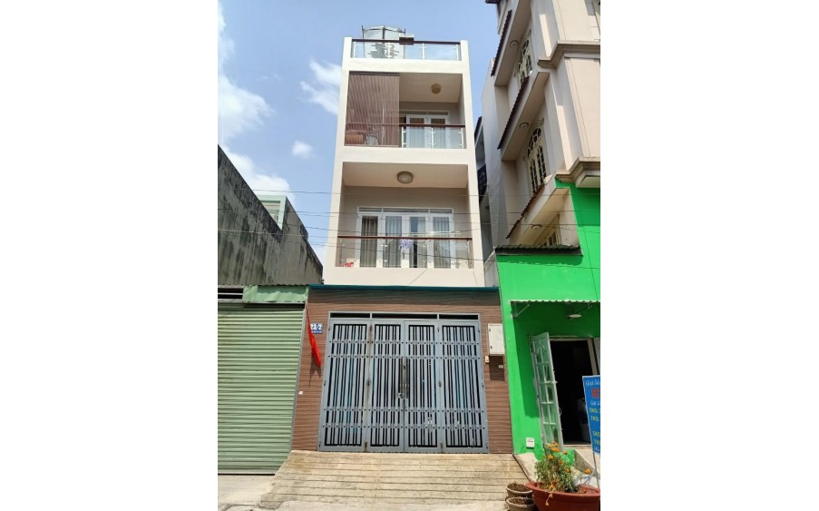 Bán nhà hẻm 8m tại Hoàng Hoa Thám - 4 x 16m - 4 Tấm hẻm thông Lê Quang Định Giá 10.5 tỷ bớt lộc