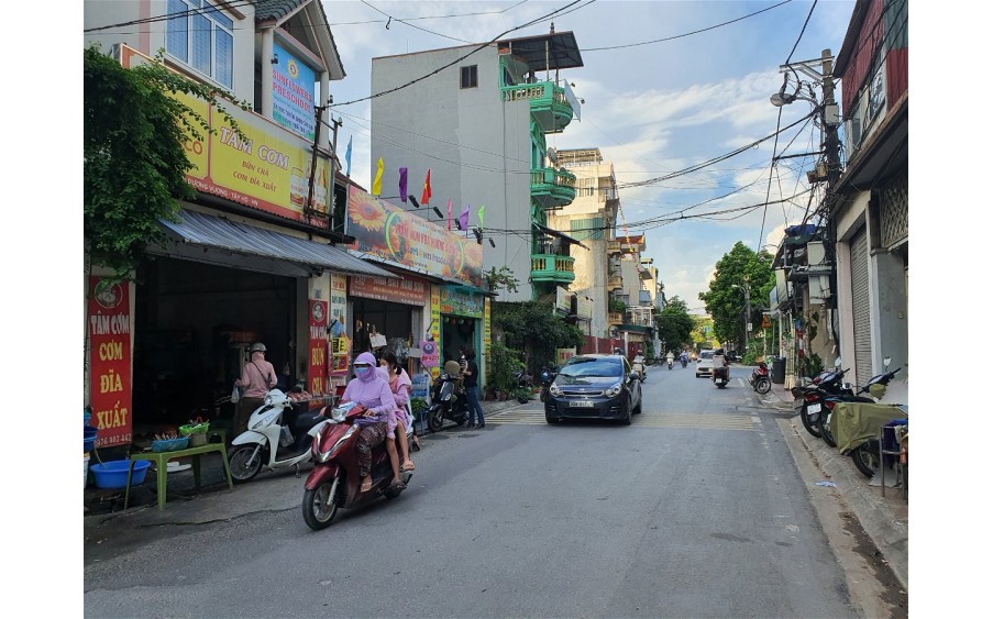 Bán Nhà Phố An Dương Vương Quận Tây Hồ. 92m Nhỉnh 21 Tỷ. Cam Kết Ảnh Thật Mô Tả Chính Xác. Chủ Cần Bán Nhanh. 1622