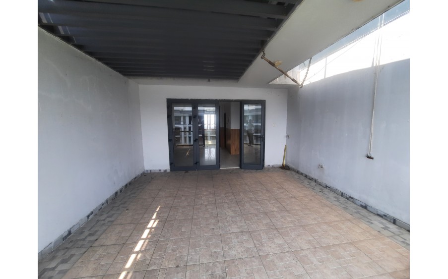 Bán gấp nhà mặt tiền Âu cơ 5x24 P14 Tân BÌnh gần Bà quẹo 17,5 tỉ