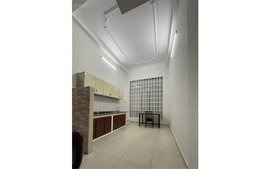 Hàng  hiếm sân bay HXH 4m văn minh sạch đẹp, DT: 3.5 x 15m, CHỈ 8 tỷ