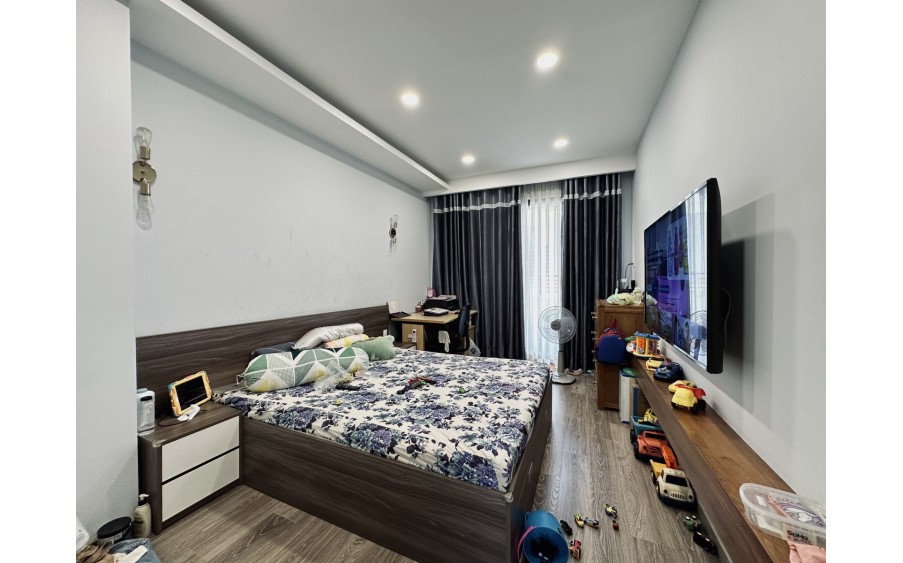 NHÀ ĐẸP 5 TẦNG, Phan Đình Phùng P2, PHÚ NHUẬN - HẺM 4M - 10 BƯỚC RA MẶT TIỀN - 33M2 A4 - 5.85 TỶ