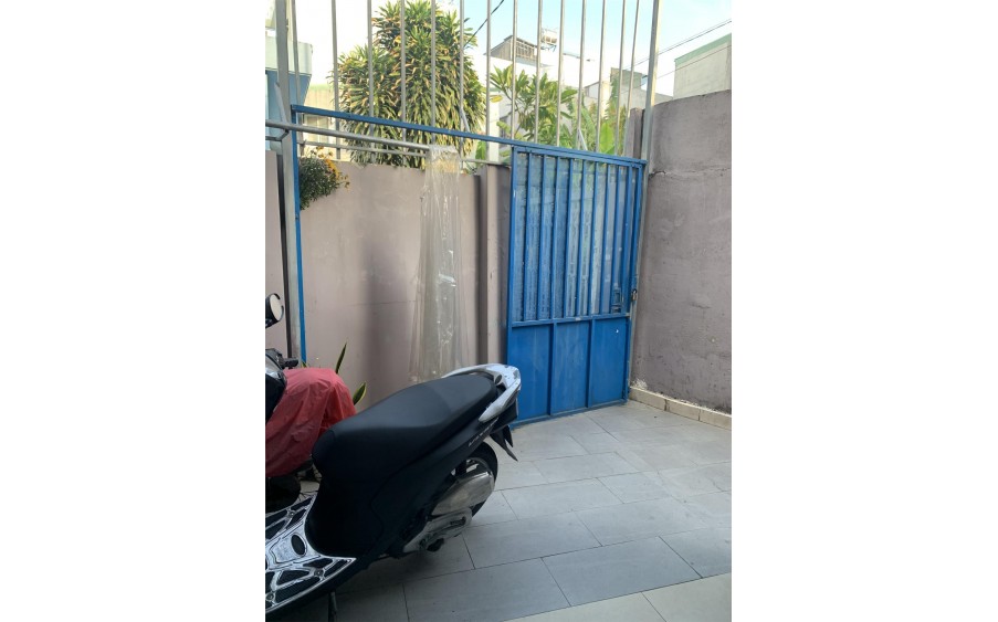 BÁN GẤP NHÀ Q12. GIÁP GÒ VẤP. Dt ĐẤT 79m2, Dtsd:90m2. Chỉ 3.4 TỈ