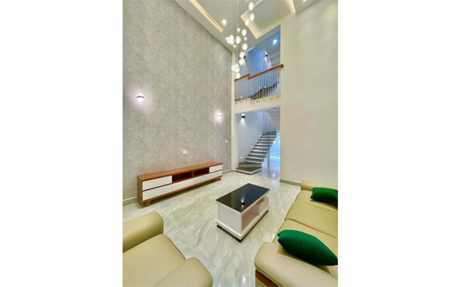 Nhà Đep 5Tầng Thang Máy Full nội thất. Khu Đồng Bộ vip Nguyễn Tư Giản, Gò Vấp
