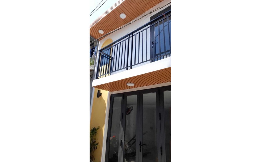 Siêu phẩm nhà đẹp gần Lê Văn Quới, Bình Tân, 32.5m2, 2tầng, HXH, ngang 4 đẹp, nhỉnh 2tỷ