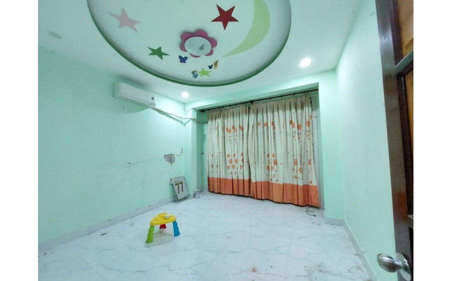 Bán nhà Nguyễn Sơn, Tân Phú, dt 4m x 12m, hẻm 4m, 3 tầng ở ngay, Giá 5.4 tỷ