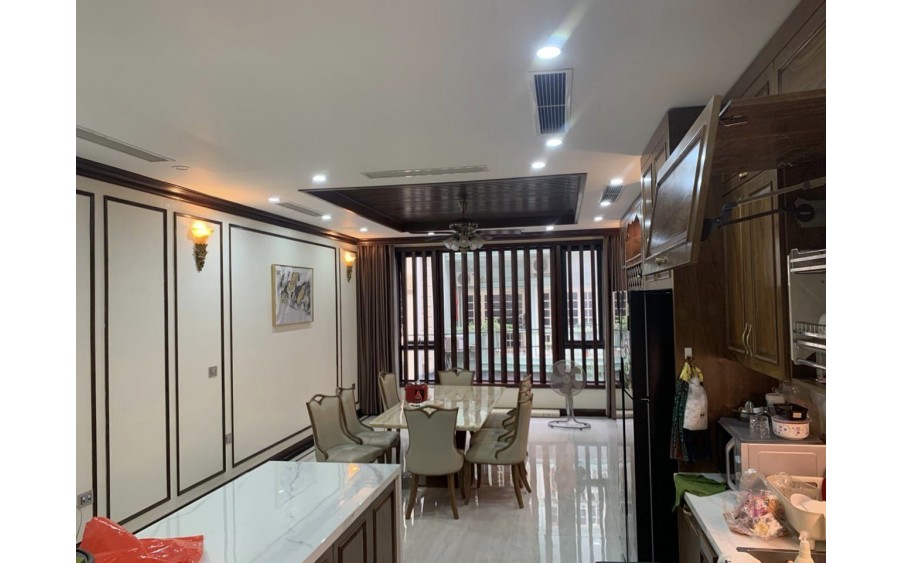 Giảm Sốc 2 tỷ! Giá mới chỉ 28 tỷ hơn, Liền kề Siêu Đẹp Phố Trương Định, 95m x 5T.