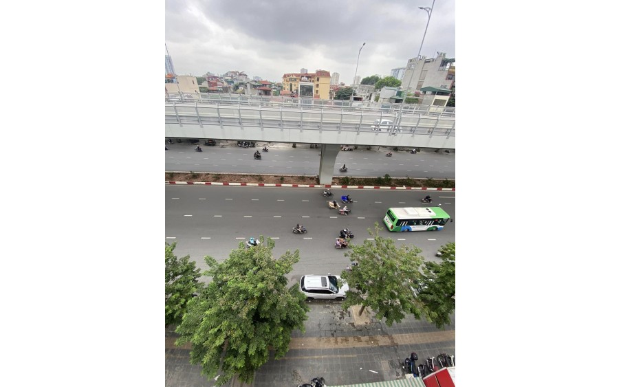 Bán Đất Tặng Nhà, Mặt Phố Minh khai, Quận Hai Bà Trưng, 241M x 4T, Mt 9.5M. Giá 64.5 tỷ.