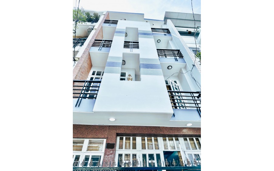 NGAY ĐH QUỐC TẾ HỒNG BÀNG - HXH 7M - 40m2 - NGANG HƠN 5M - 5 TỶ hơn