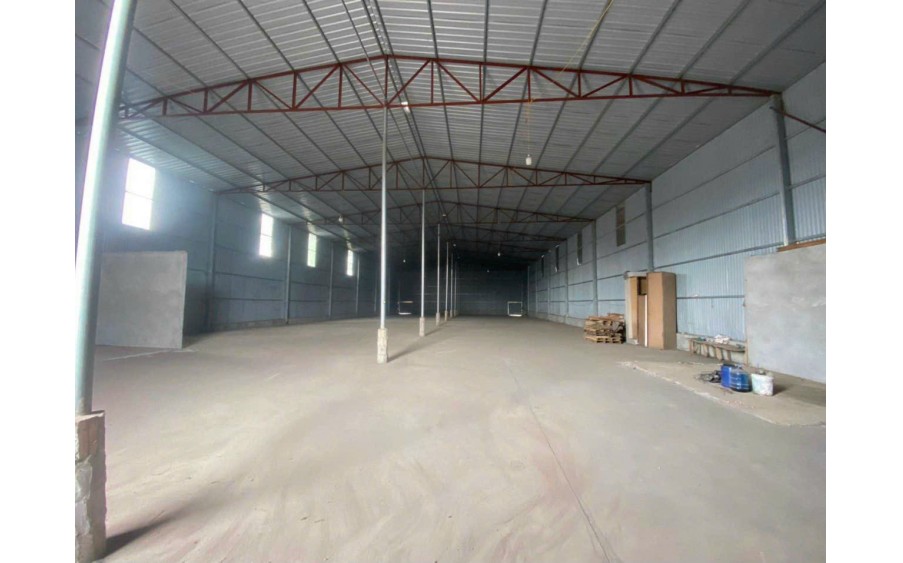 Chính chủ cho thê kho xưởng 1000m2 đường xe Công vào tận nơi giá chỉ 50k/m2.