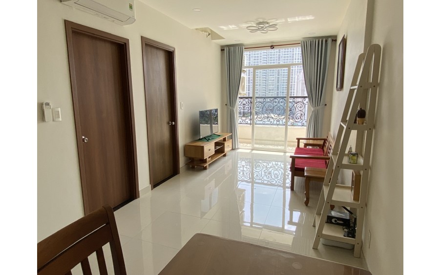 Bán rẻ căn hộ cao cấp Grand Riverside 50m2 full nội thất trung tâm Sài Gòn