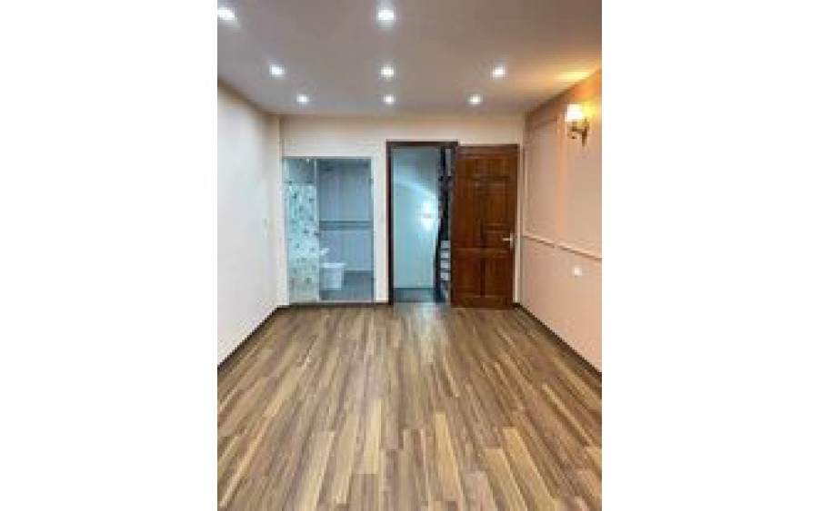 NGÕ Ô TÔ TRÁNH - KINH DOANH ĐỈNH - THÔNG NGUYỄN CHÍNH - TIỆN ÍCH NGẬP TRÀN