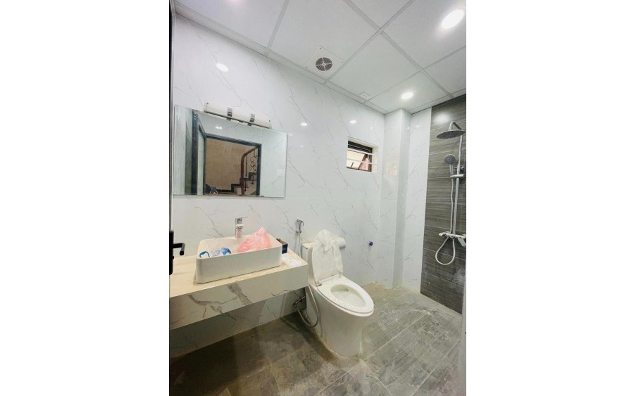 Bán nhà ở ngay Tân Bình.Phạm Văn Hai 46m2 Hẻm ÔTÔ. 6 toi nhỉnh