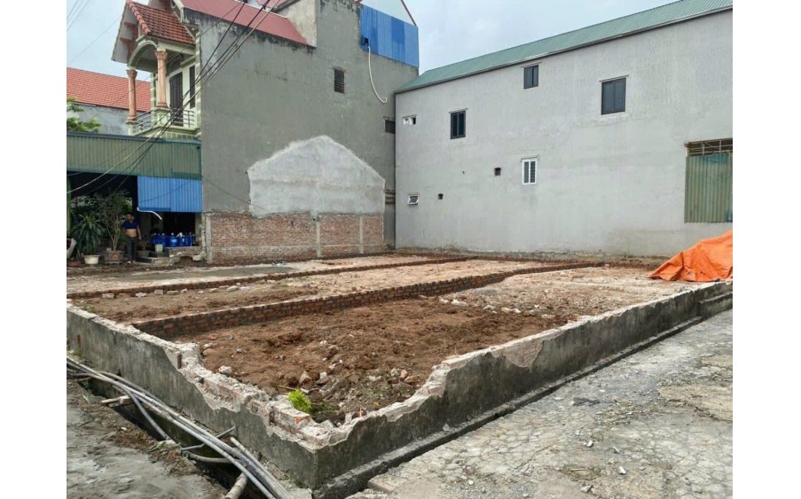 Cc gửi bán 75m2/1 lô, nhỉnh 1 tỷ/lô, Đại Yên Chương Mỹ, Đường ô tô tải thông, tránh nhau.