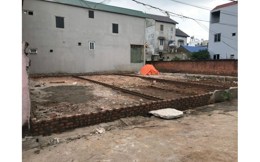 Cc gửi bán 75m2/1 lô, nhỉnh 1 tỷ/lô, Đại Yên Chương Mỹ, Đường ô tô tải thông, tránh nhau.