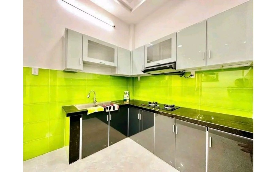 KHƯƠNG THƯỢNG - ĐỐNG ĐA - PHÂN LÔ CÁN BỘ - 2 MẶT THOÁNG - GẦN OTO - XÁCH VALI VỀ Ở -  SỔ HOA HẬU