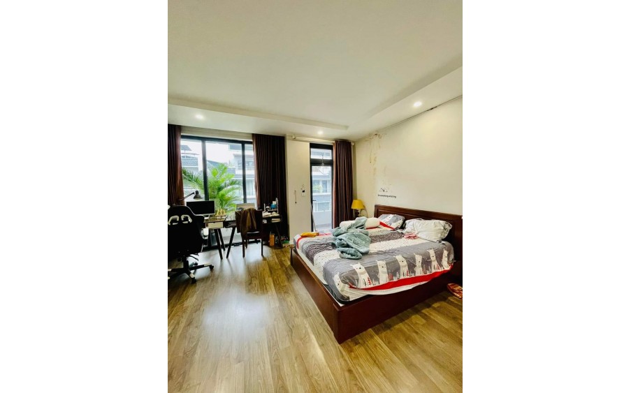 Hàng Xóm Thứ Trưởng, Liền Kề Vip Phố Trương Định, 95m x 5T. Giá 28 tỷ hơn