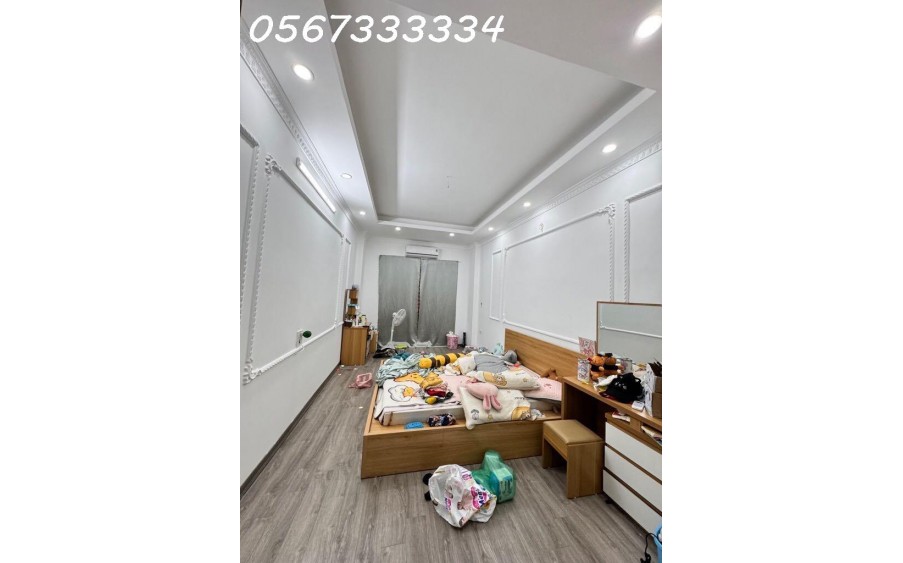 Bán nhà 5 tầng 30m2 phố ngọc hà mới xây , cam kết không qua môi giới