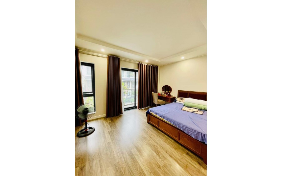 Chuyển Nhượng Gấp ! Liền Kề Siêu Vip Phố Trương Định, 95m x 5T. Giá hơn 28 tỷ