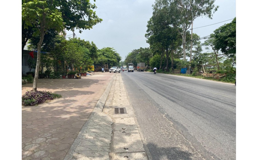 Bán 58m2 đất mặt đường QL3, full thổ cư , không quy hoạch, vị trí đắc địa nhất Đông Anh