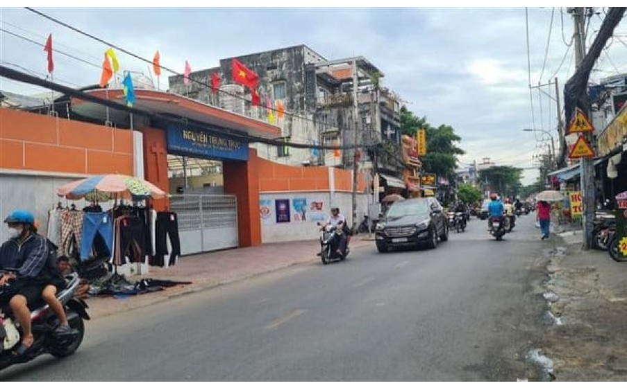 Mặt tiền Lê Đức Thọ Phường 17 Gò Vấp TPHCM  4,55 x 31 = 14 tỷ x