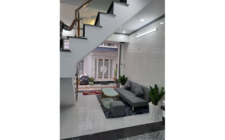 SÁT QUẬN 7 CHỈ HƠN 1 TỶ - NHÀ MỚI 2 TẦNG - GẦN HẺM Ô TÔ - PHẠM HỮU LẦU - PHƯỚC KIỂNG