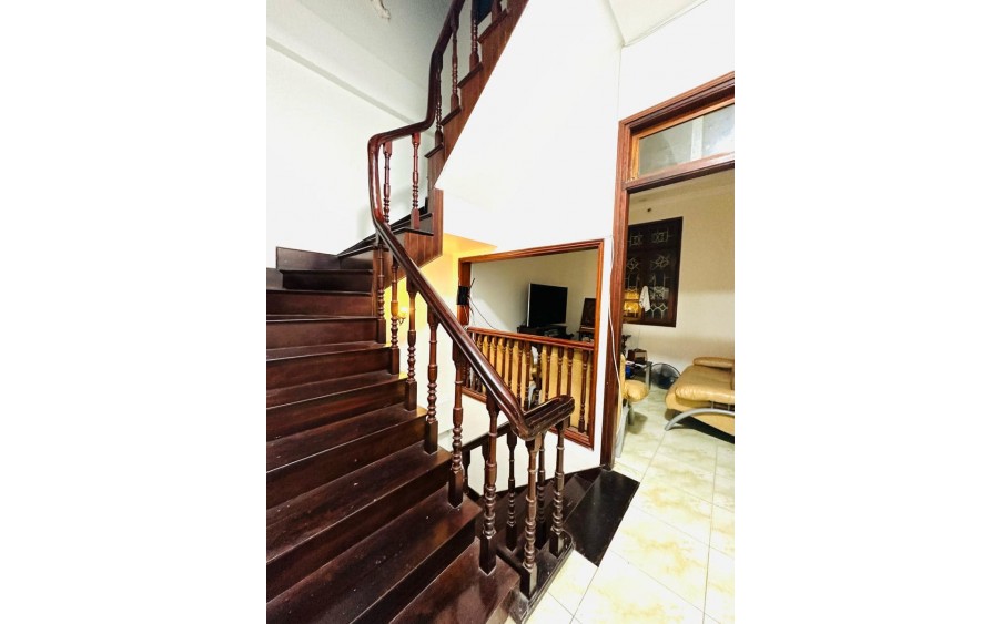 Phân Lô VIP-Ngõ 178 Phố Thái Hà, Ôtô tránh,KDoanh 40m2/ 5Tầng chỉ 15 Tỷ, Gần Phố