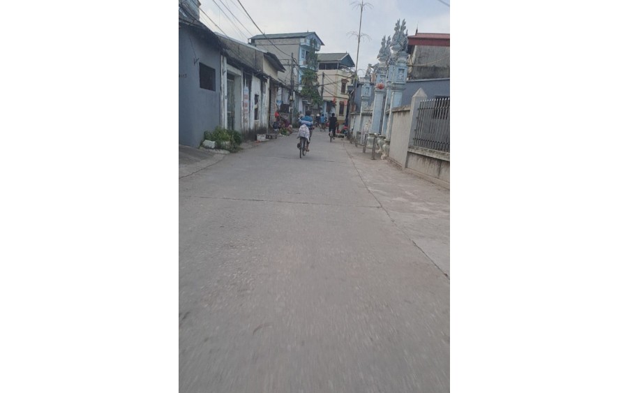 Cc gửi bán 168m2, 1x tr/m2, mt 11.98m, nở hậu 13.38m, tại Quảng Bị, Chương Mỹ, HN, ô tô, giáp TL 419