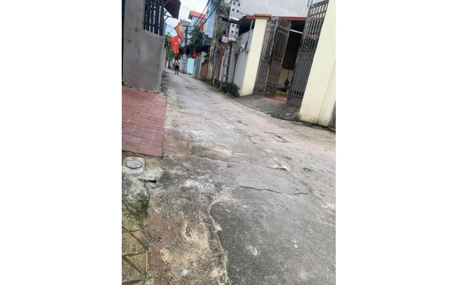 HOA HẬU 2 MẶT THOÁNG- 60M LỄ PHÁP - THÀNH PHỐ THÔNG MINH TRONG TẦM VỚI-1KM RA CẦU NHẬT TÂN-XE 7 CHỖ NGỦ TRONG ĐẤT