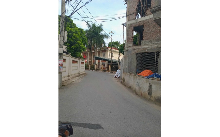 Cc cần bán gấp 45m2, 3.x tỷ (x nhỏ xíu), Phúc Thành, Biên Giang, Hà Đông, HN.