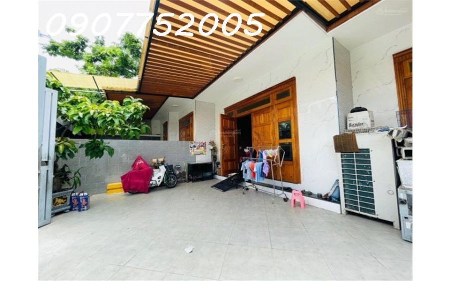 NHÀ ĐẸP - HXH- QUẬN 9 - 3 TẦNG - NGANG KHỦNG CHỈ 6 TỶ
