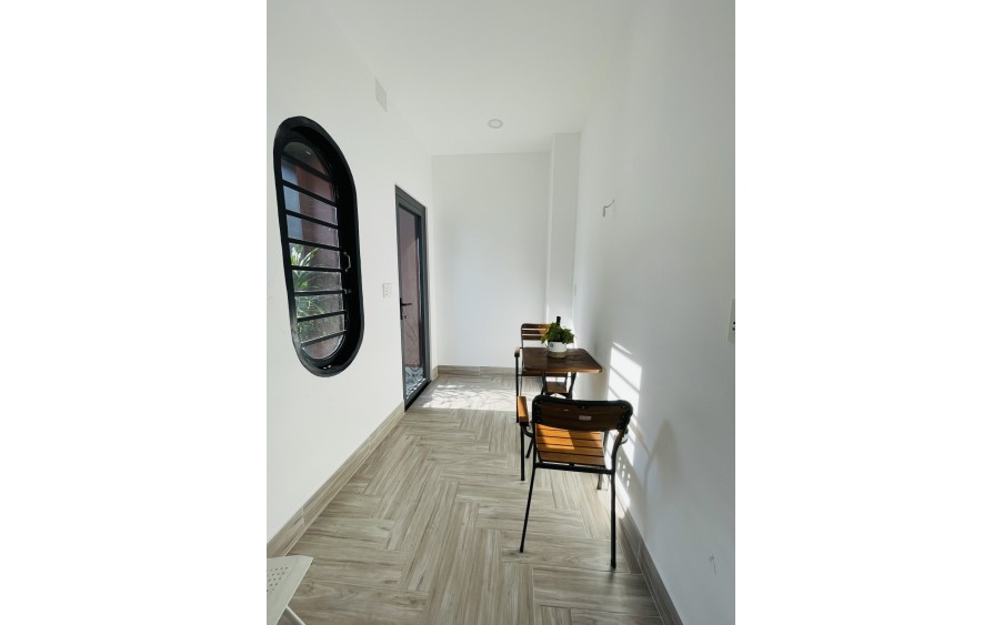 CẦN BÁN NHÀ MỚI, HẺM XE HƠI, 4x11M 3 TẦNG, CHỈ NHỈNH 5 TỶ
