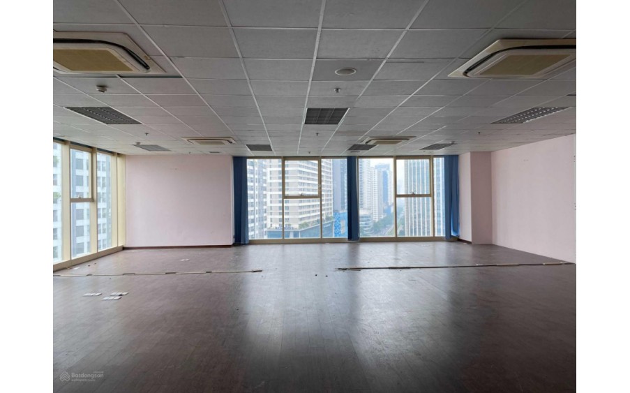 Cho thuê văn phòng DT134m2 tại 319 Bộ Quốc Phòng hoàn thiện cơ bản hưởng view đẹp nhất Lê Văn Lương