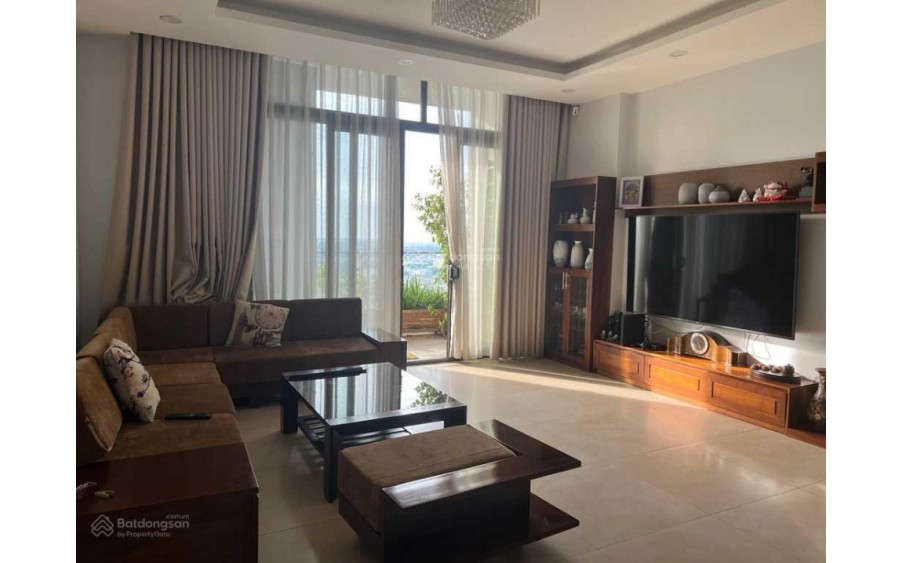 Hiếm! 137m2 căn 3PN2WC Học Viện Quốc Phòng tháp Đông - slot ô tô giá 7.6 tỷ